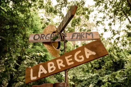 Documentación y cartelería